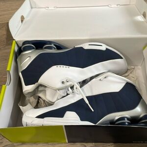 Nike Shox Basketball Shoes